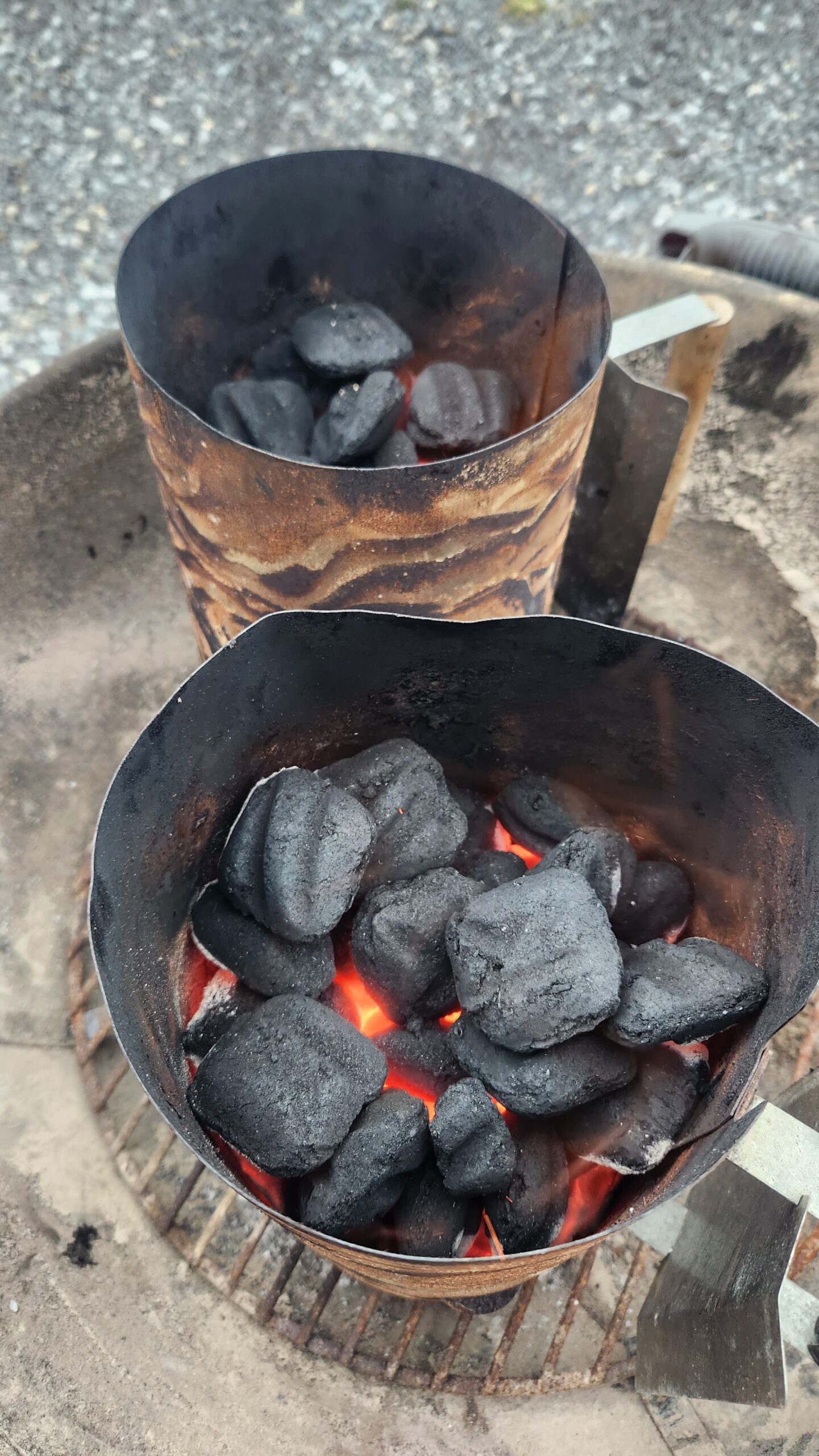 4_Charcoal-hot-and-ready